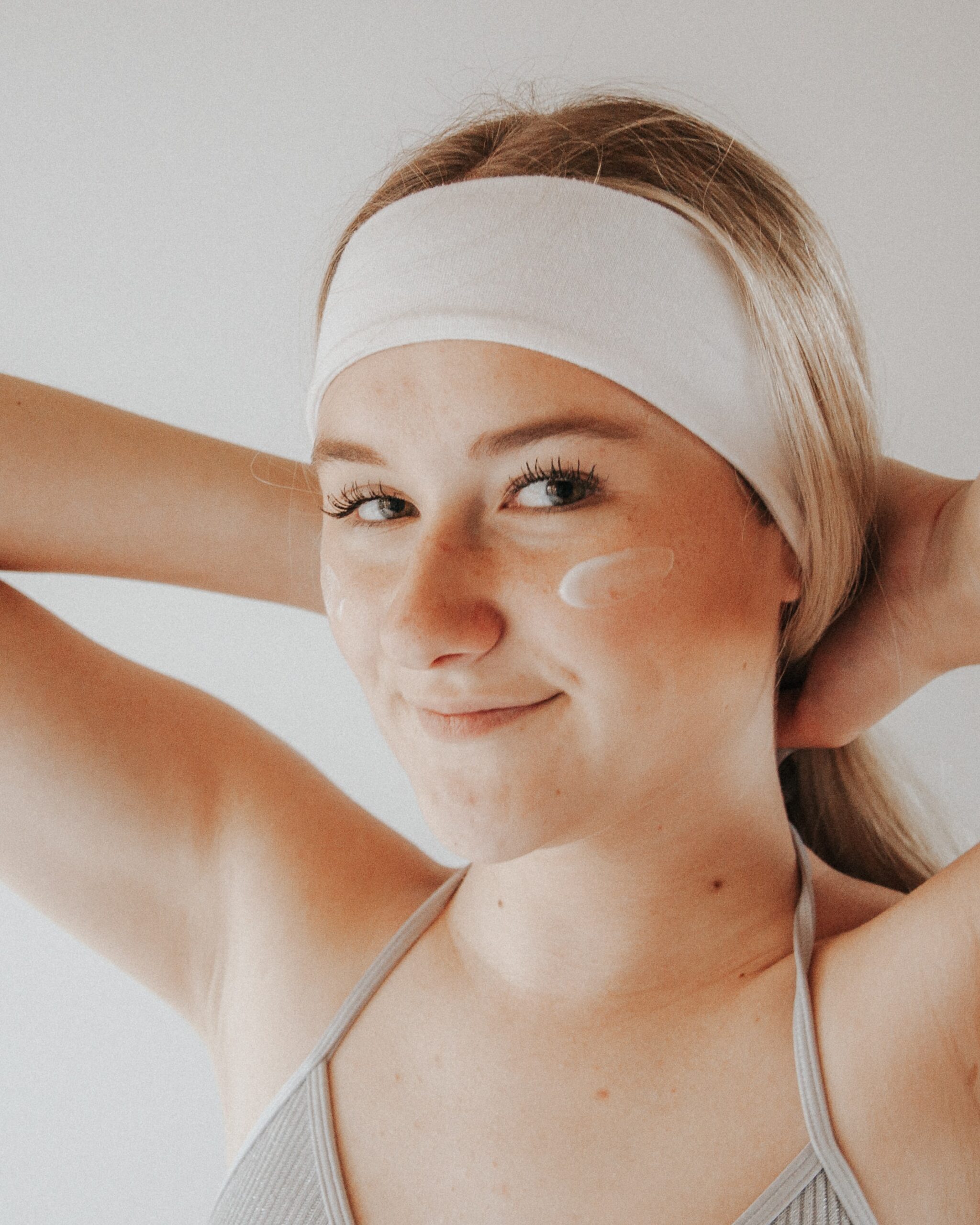 Pelli sensibili, quali sono i migliori detergenti per il viso?